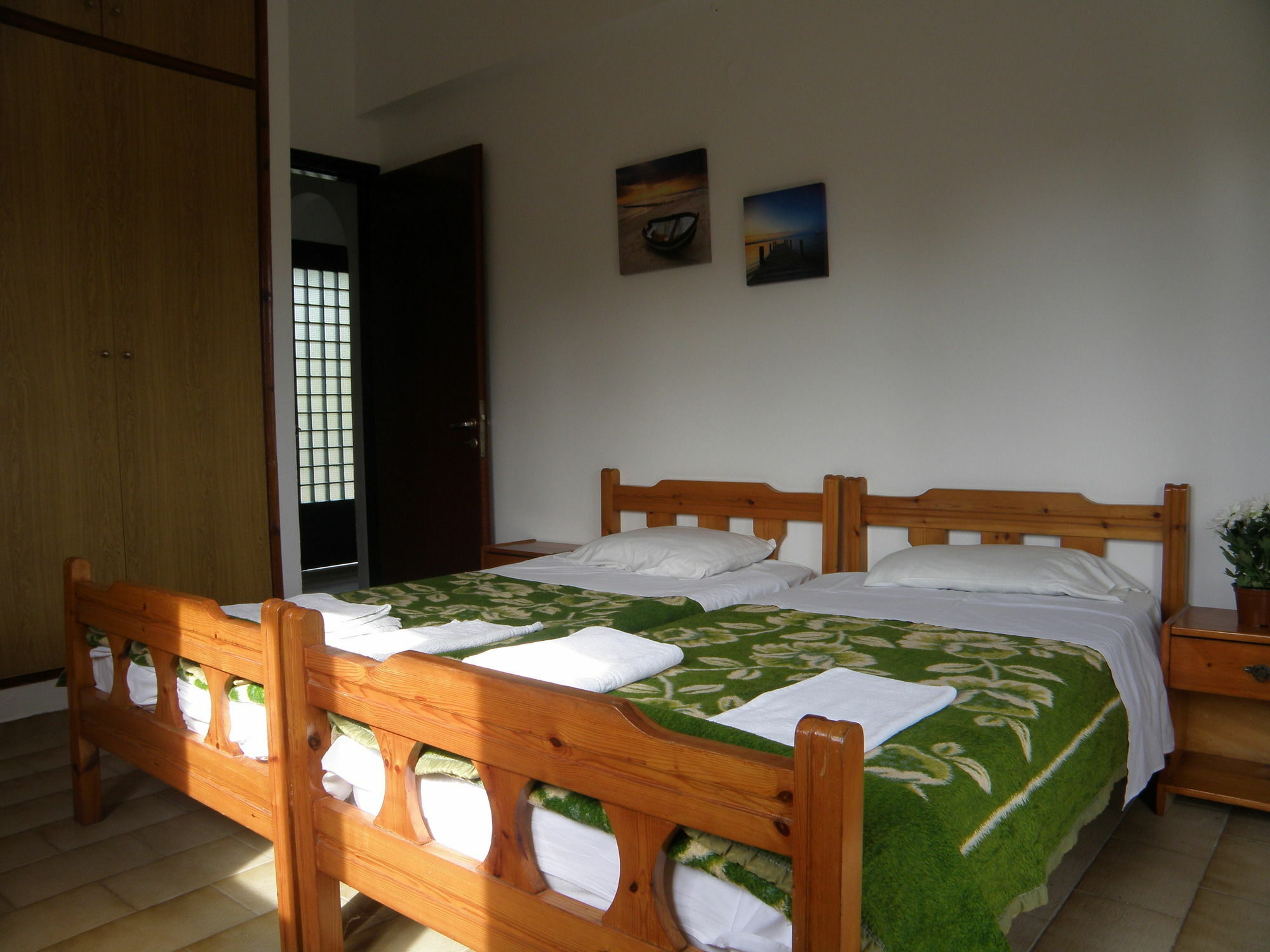 Sunny Dreams Apartments Ýpsos Eksteriør bilde